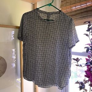 Geometric Short Sleeve Blouse